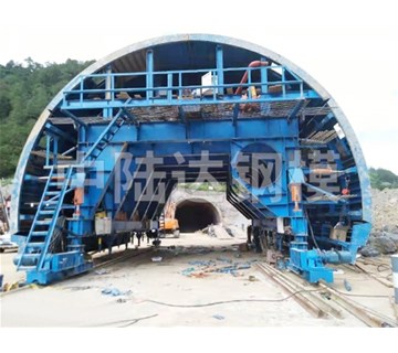 選購建筑臺車模板時需要注意什么？云南中陸達分享！